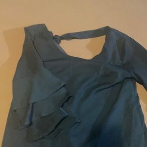 Francesca’s Navy ruffle sleeves dress